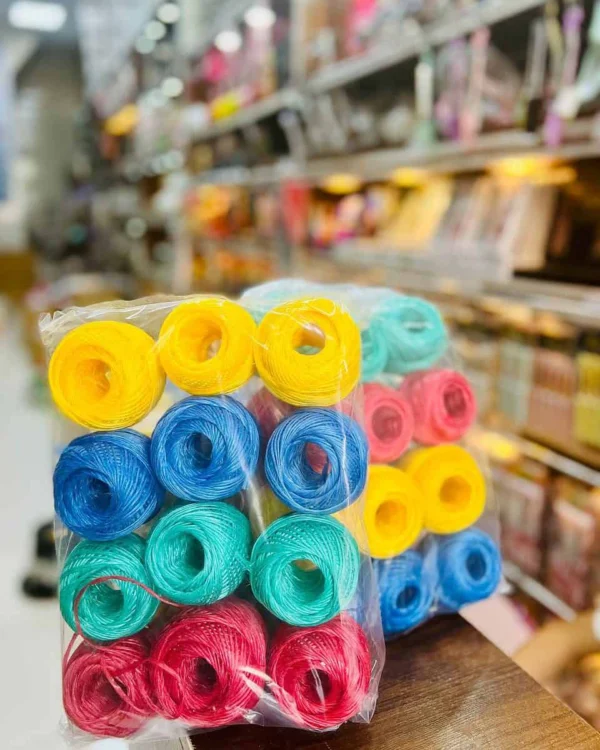 نخ توپی رنگی