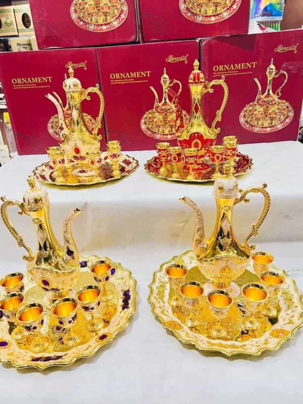 سرویس سلطنتی کد (6)